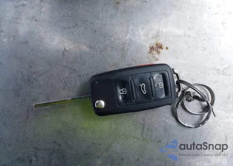 2017 Volkswagen Jetta 1.4T S z USA, uszkodzony, nr VIN 3VW2B7AJ2HM387806